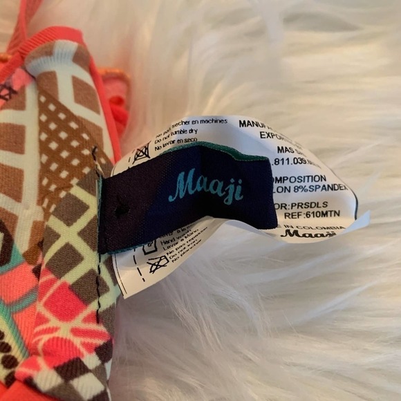 𝅺maaji Swimwear Orange Reversible Bikini Top Small - Picture 9 of 9